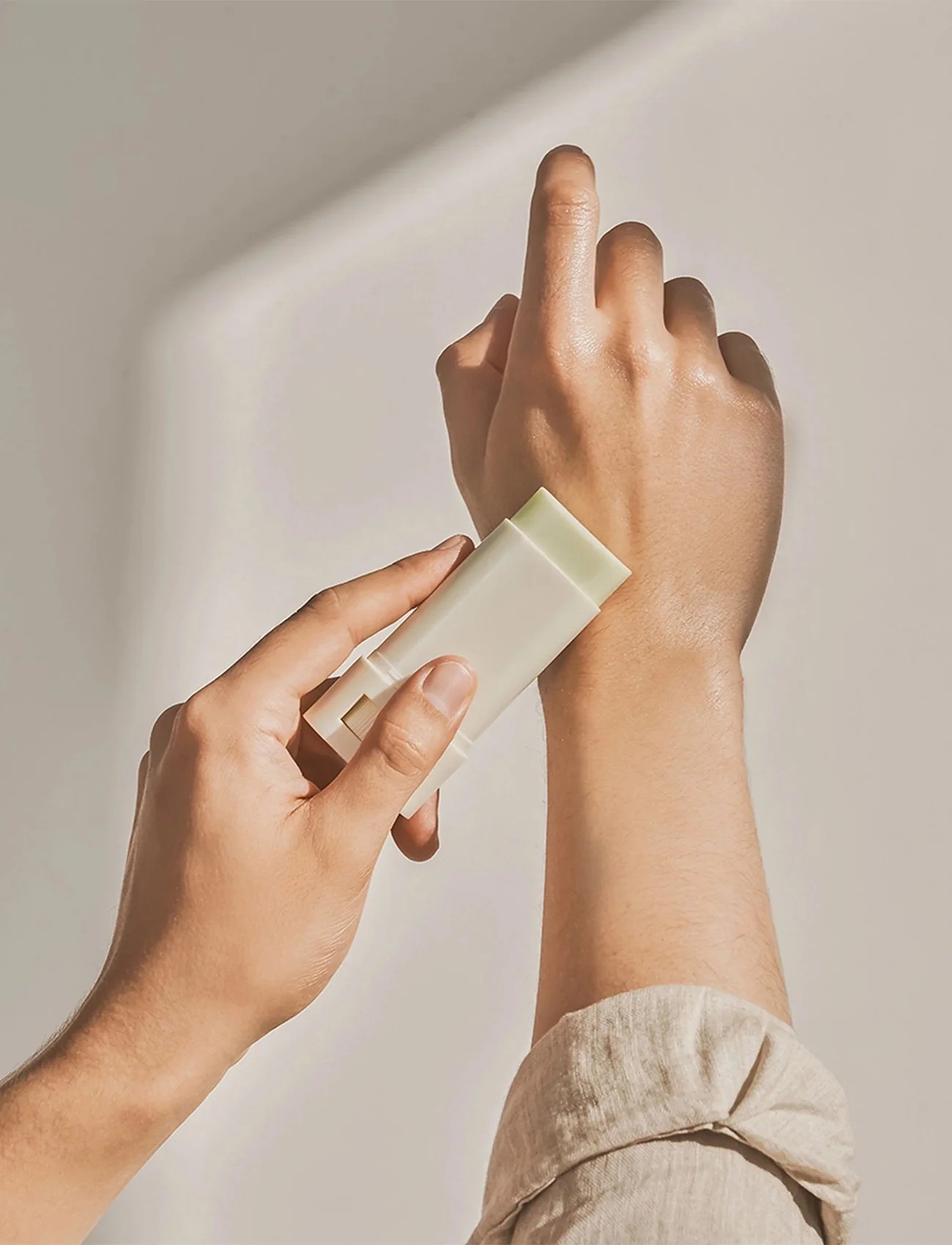 Beauty of Joseon - Matte Sun Stick Mugwort + Camelia SPF50+/PA++++ - Matowy Sztyft Przeciwsłoneczny - 18g