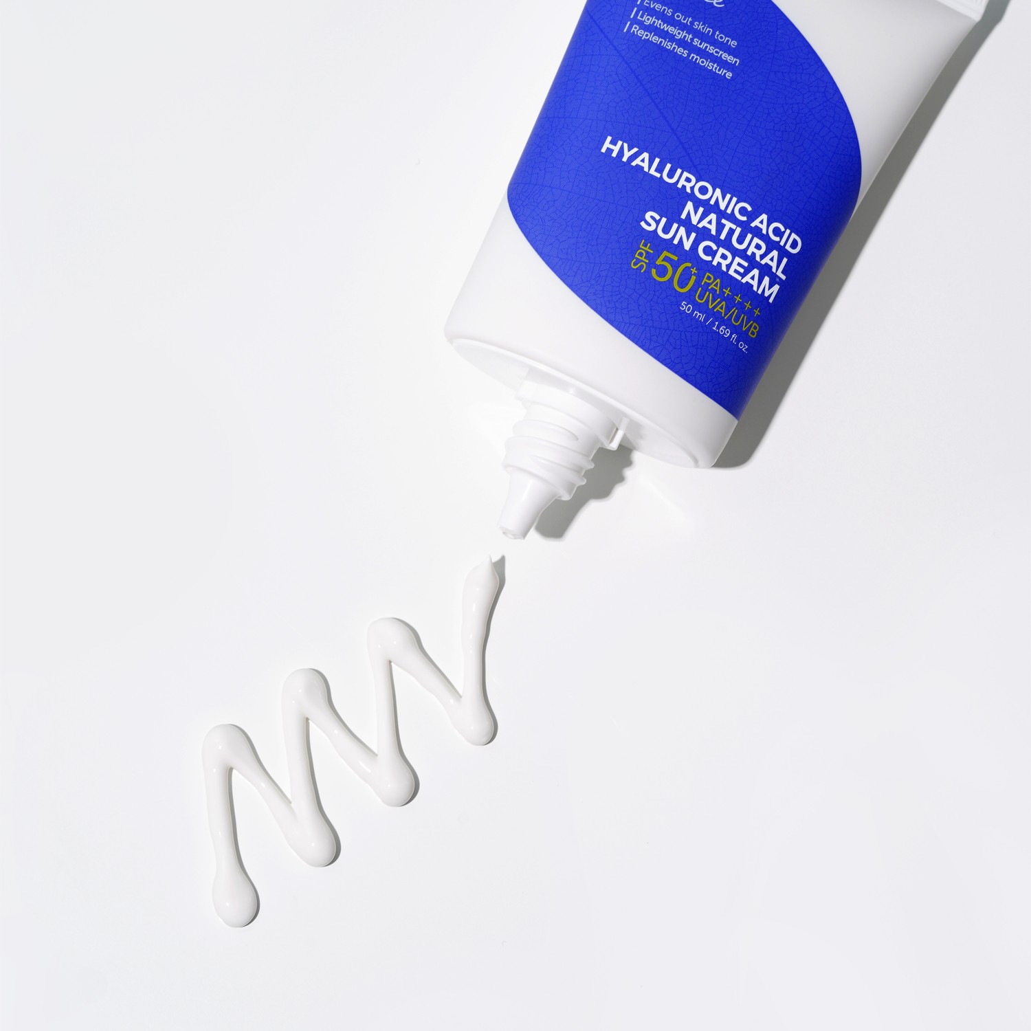 Isntree - Hyaluronic Acid Natural Sun Cream SPF50+/PA++++ -  Krem przeciwsłoneczny - 50ml